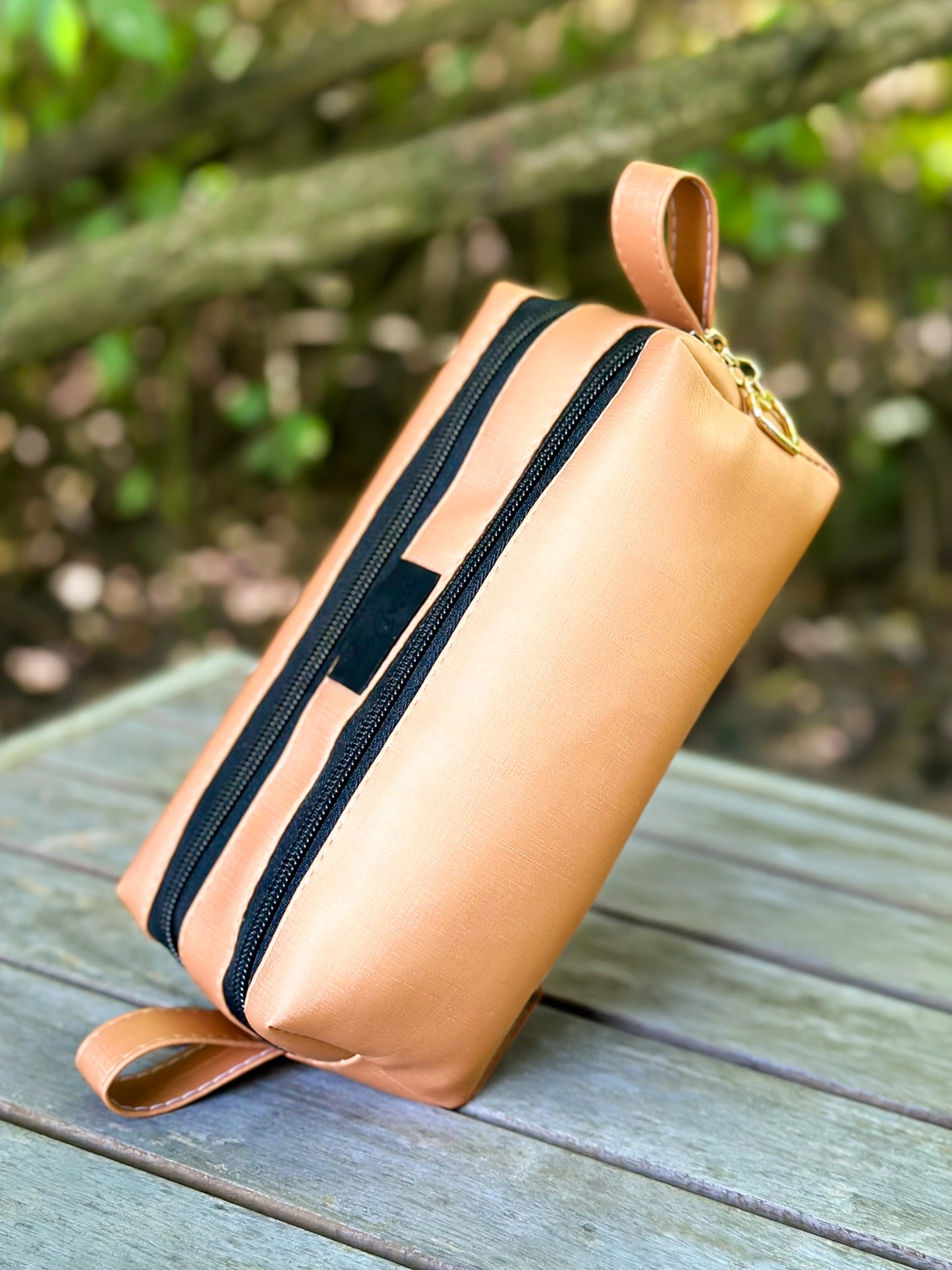 Etui mit zwei Fächer